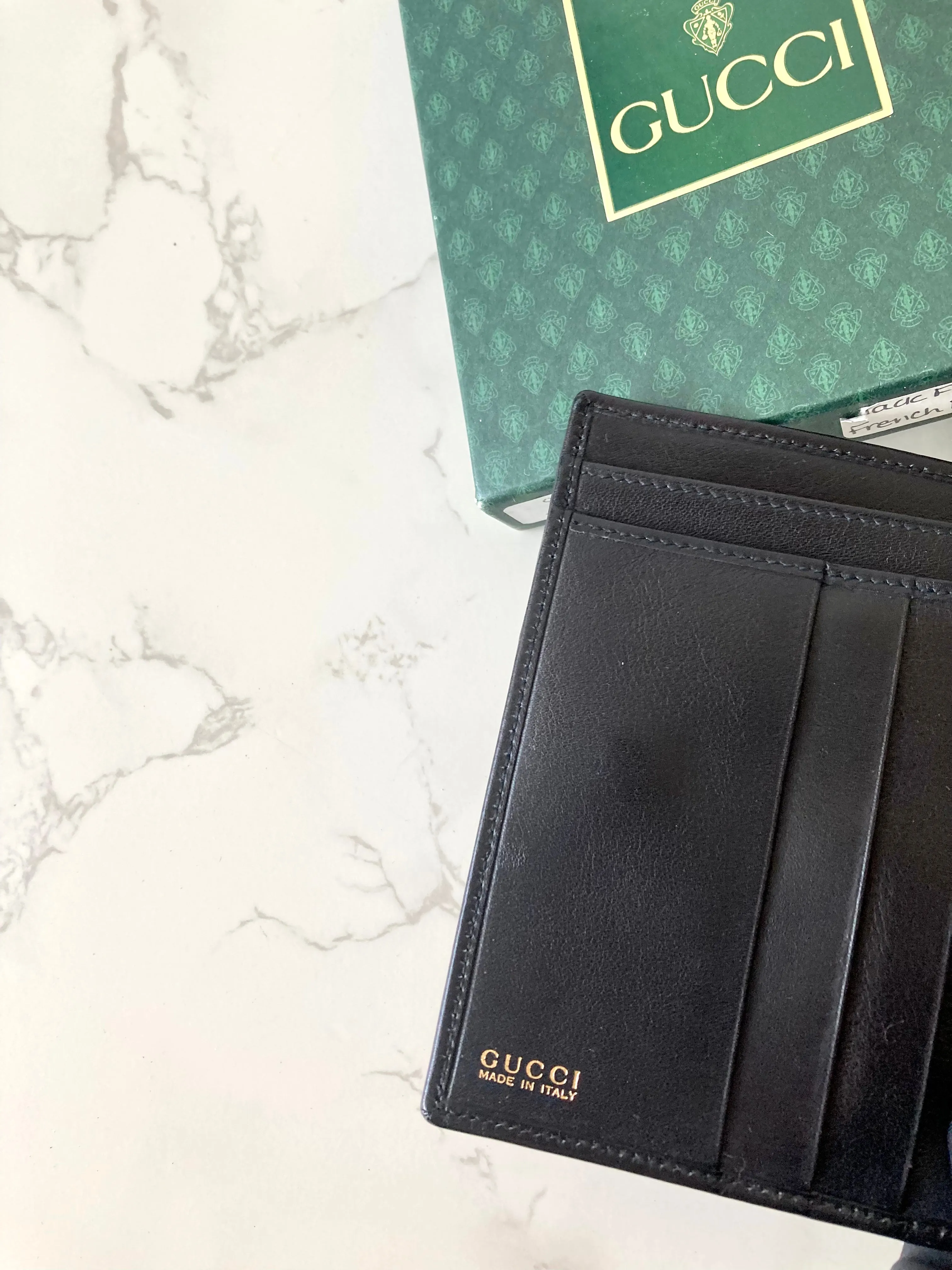 GUCCI Gold Horseshoe x Black Leather Compact Wallet