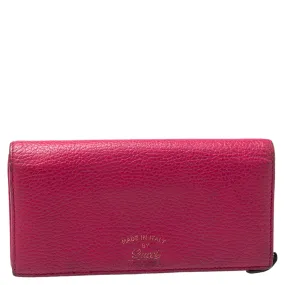 Gucci Magenta Leather Swing Continental Wallet..